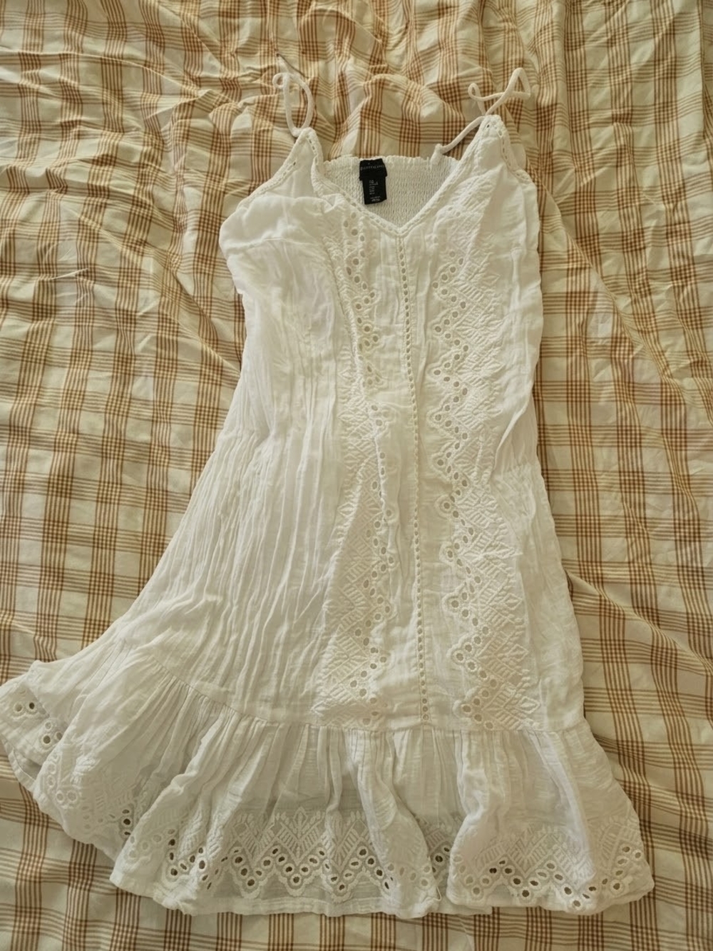 House of Harlow 1960 White Eyelet Lace Spaghetti Strap Mini Dress